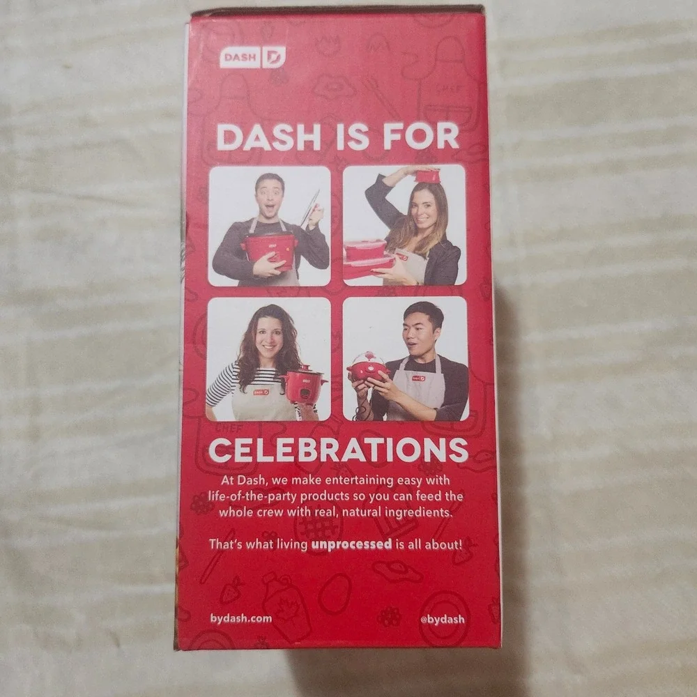 Dash Gingerbread Man Mini‎ Waffle Maker Red 4